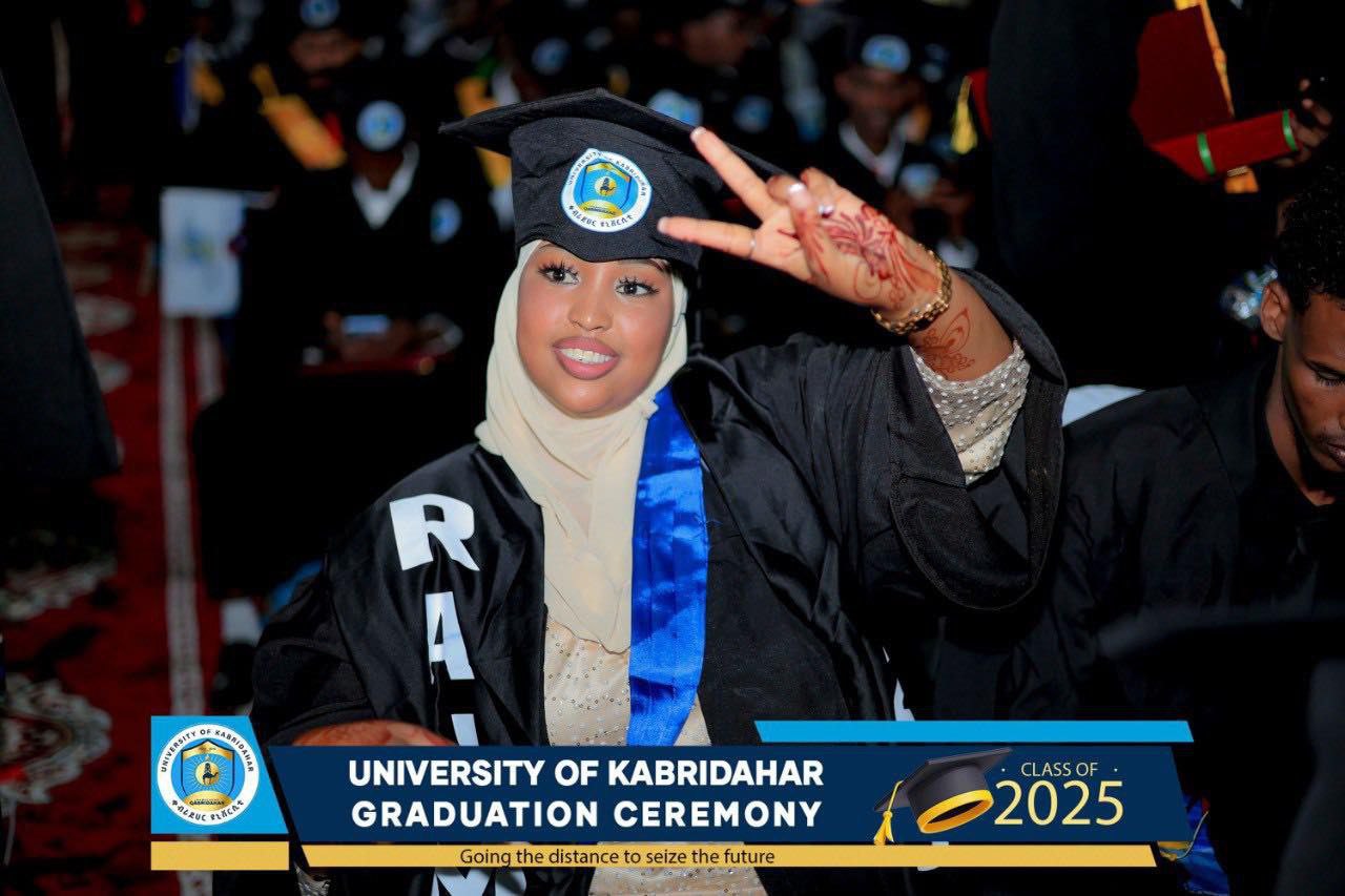 አንጋፋው የአዲስ አበባ ዩኒቨርሲቲ ተማሪዎቹን አስመረቀ።